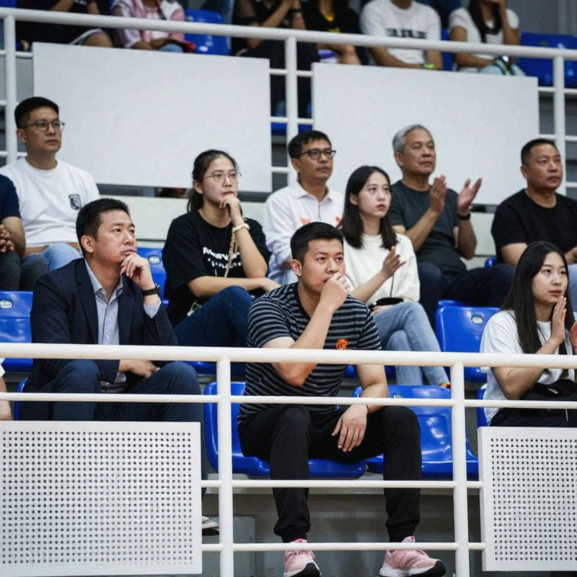 Khoảng trống dữ liệu của esports Việt–Hàn: Một thị trường chuyển nhượng được viết bằng tin đồn